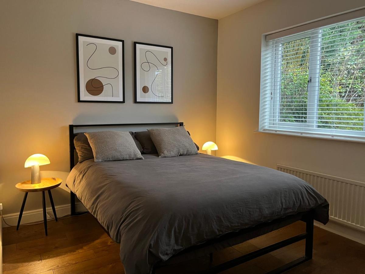 Stunning Beverley Bungalow W Fireplace, Private Parking, And Garden Luaran gambar