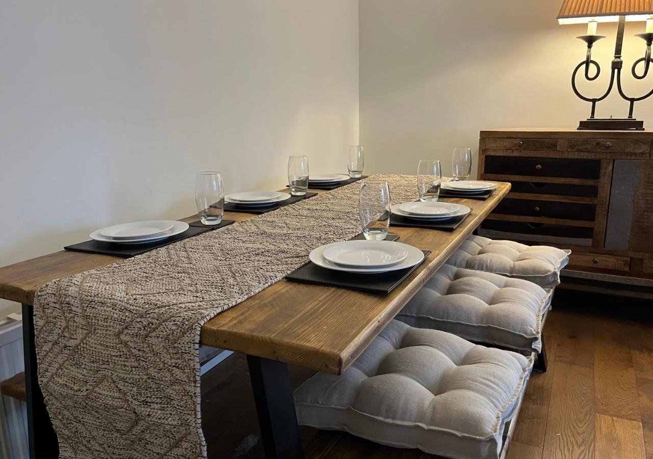 Stunning Beverley Bungalow W Fireplace, Private Parking, And Garden Luaran gambar